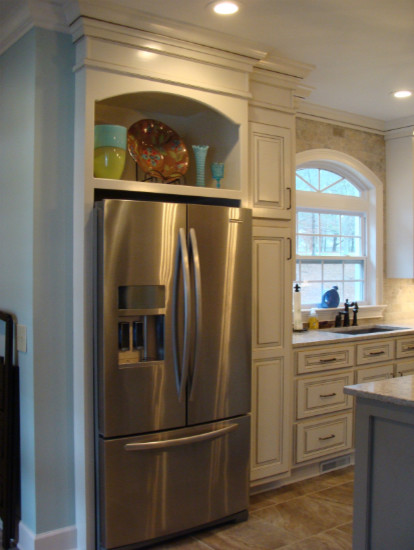 Kitchen - transitional kitchen idea