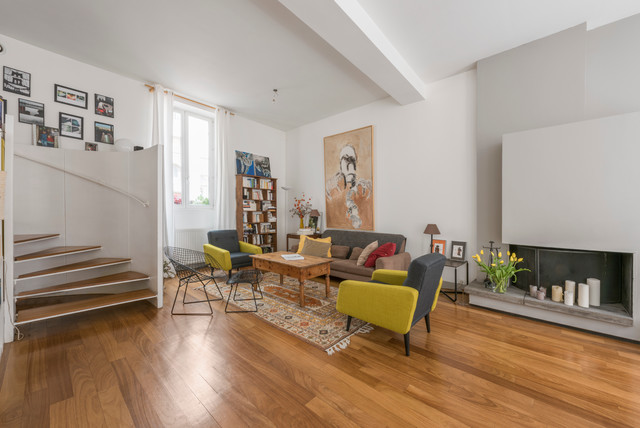Maison r&eacute;nov&eacute;e contemporary-vardagsrum