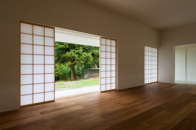 江南区の家 japanese-living-room