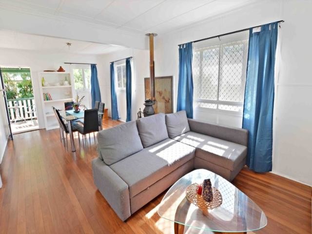 Ronald St duplex moderne-dagligstue