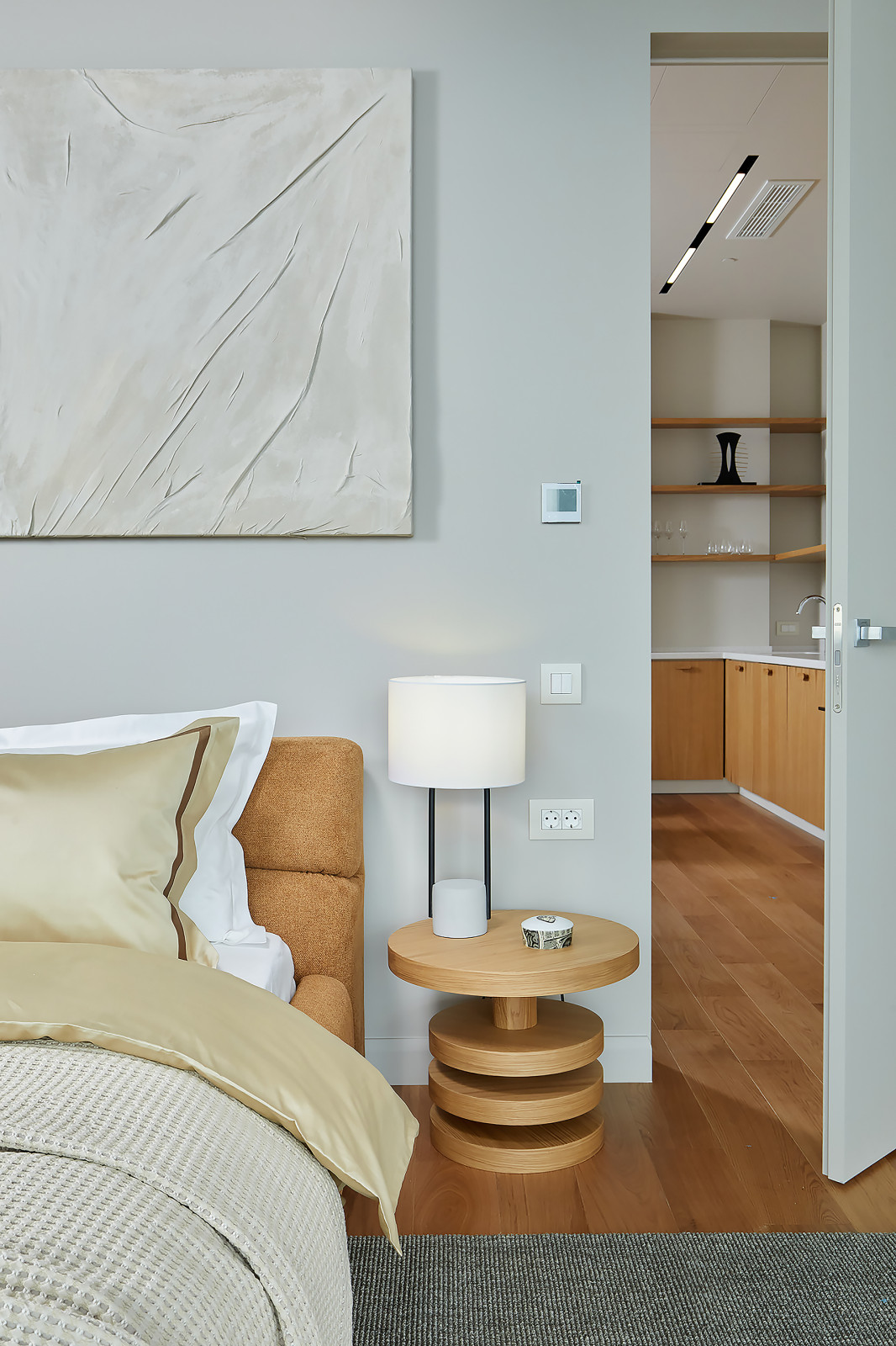 Квартира в Москва-Сити 2 (бежевое дерево)