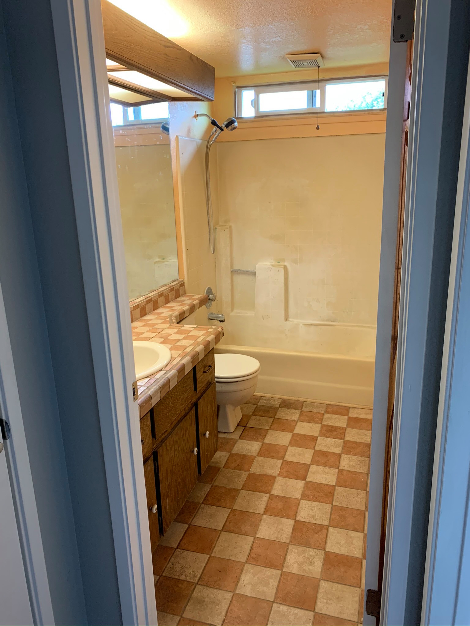 Pismo Bath (Before)
