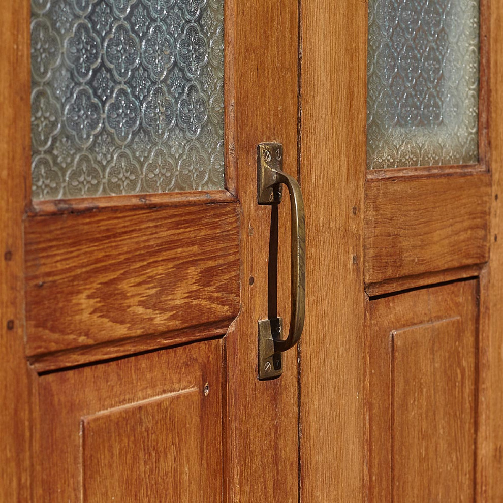 Этническая мебель