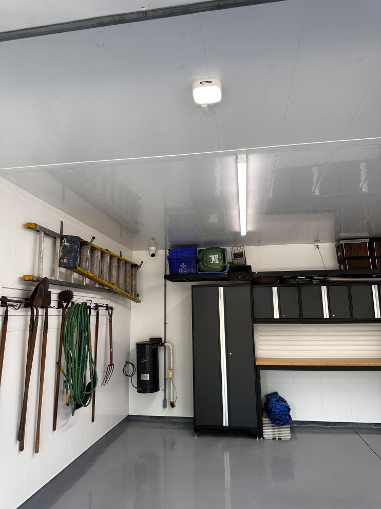 Willowdale Avenue - Garage - London, ON