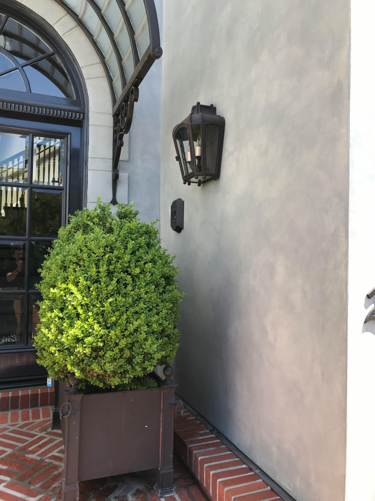 exterior plaster & paint