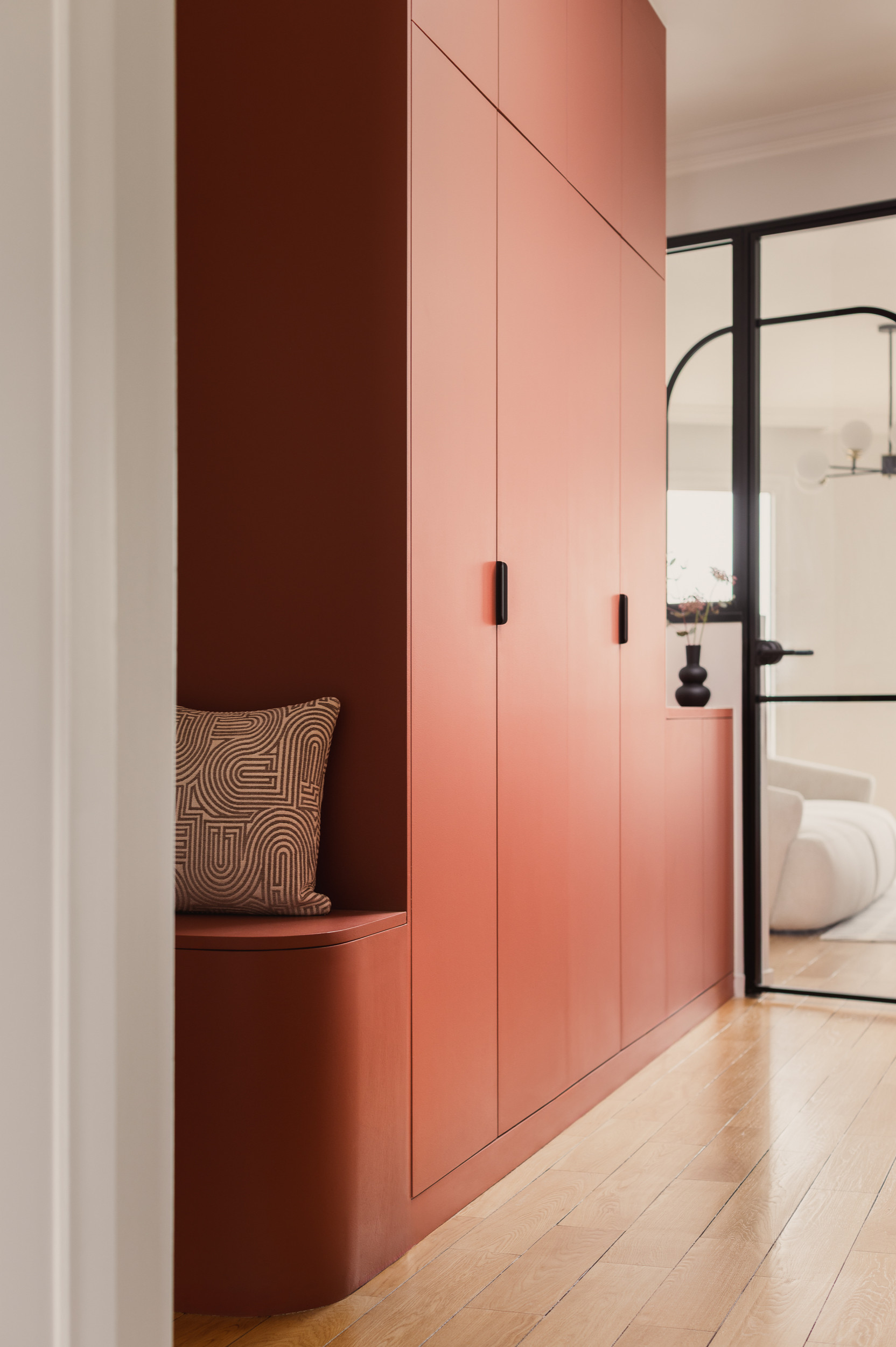 Circulations, courbes et nouvelle respiration pour ce 105m2