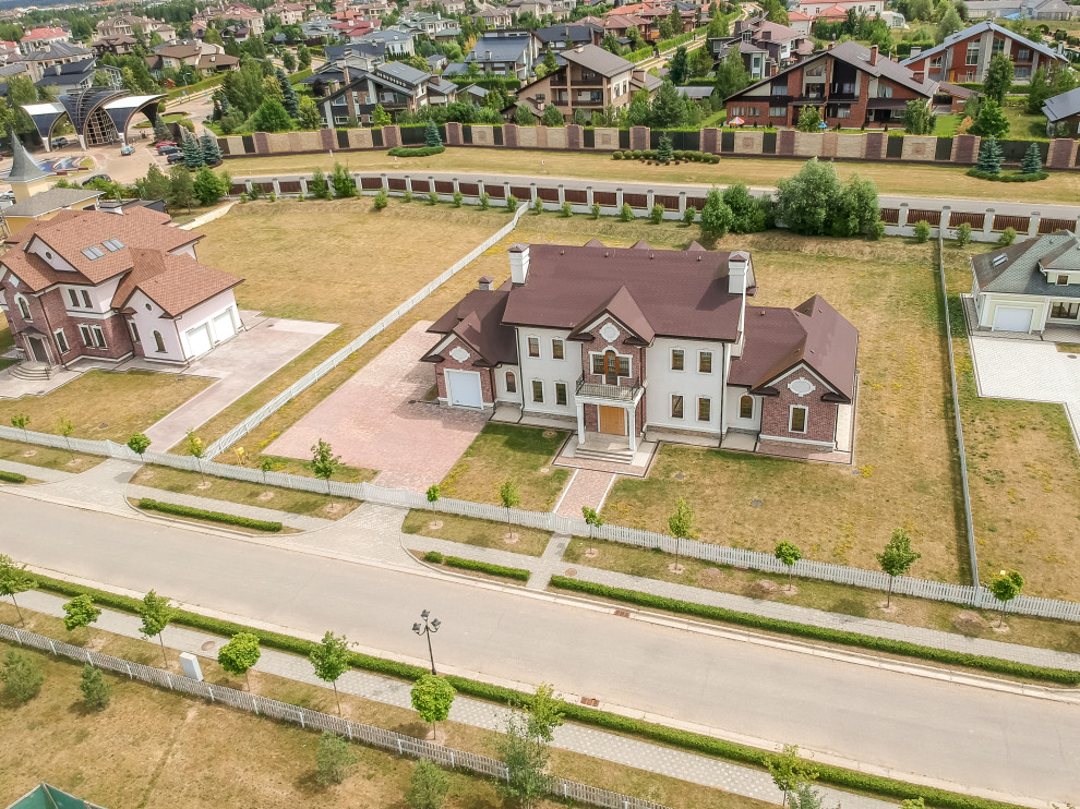 Коттедж в ближнем Подмосковье