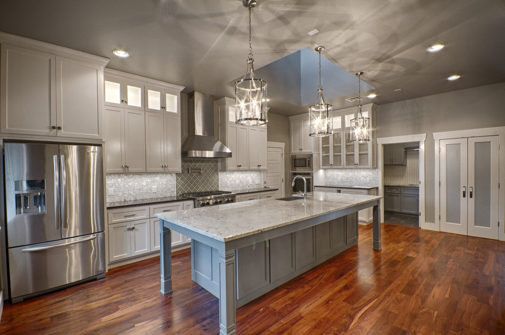 Example of a mountain style kitchen design in Oklahoma City