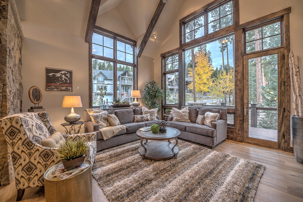 Photo of a transitional living room in Denver.