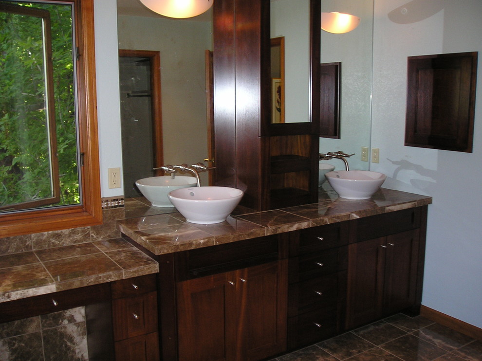Transitional bathroom photo in Denver