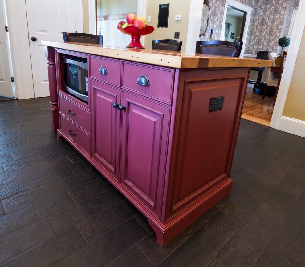 Home design - rustic home design idea in Boston