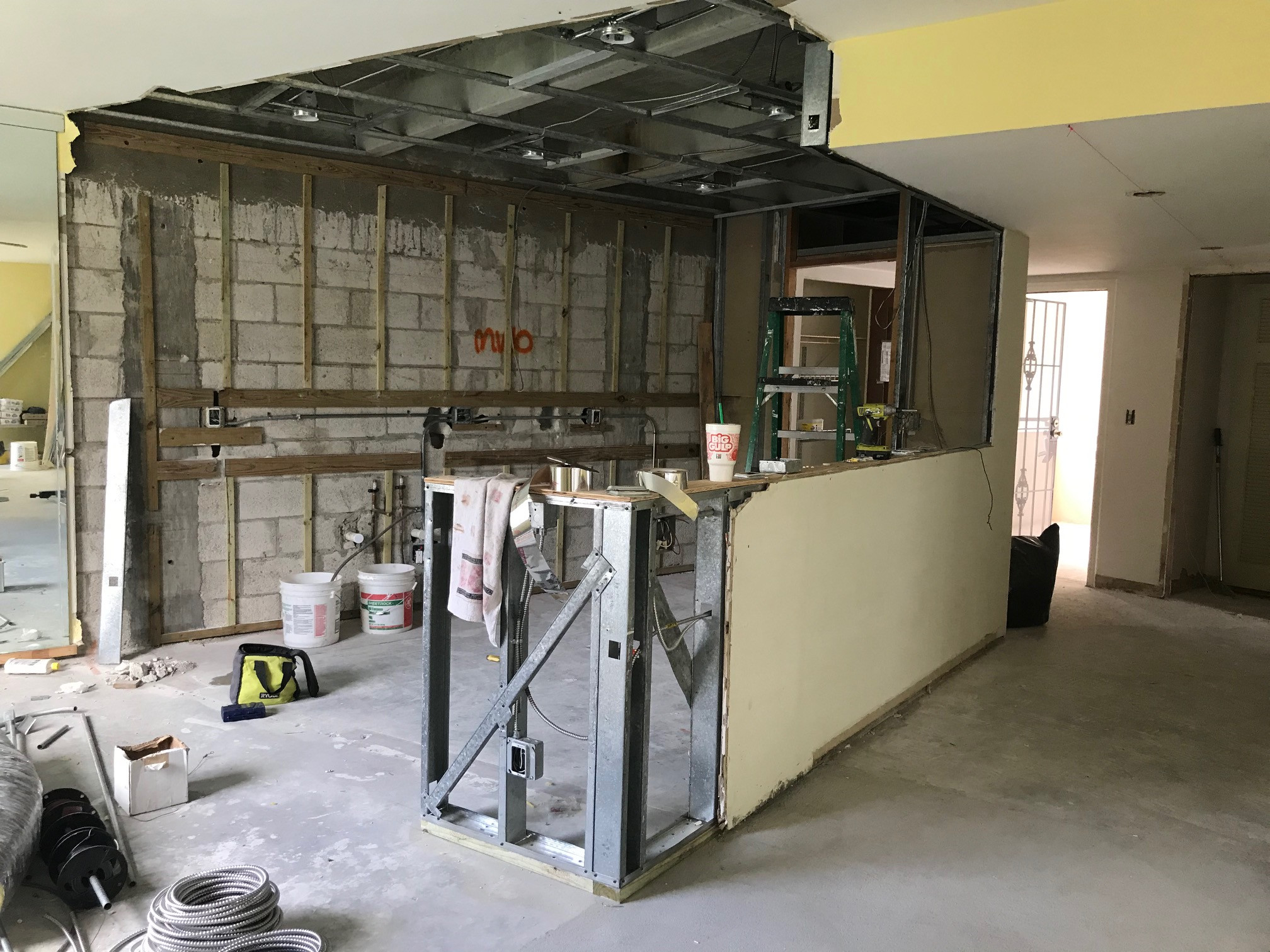 Palm Beach Gardens Condo - Before and After!