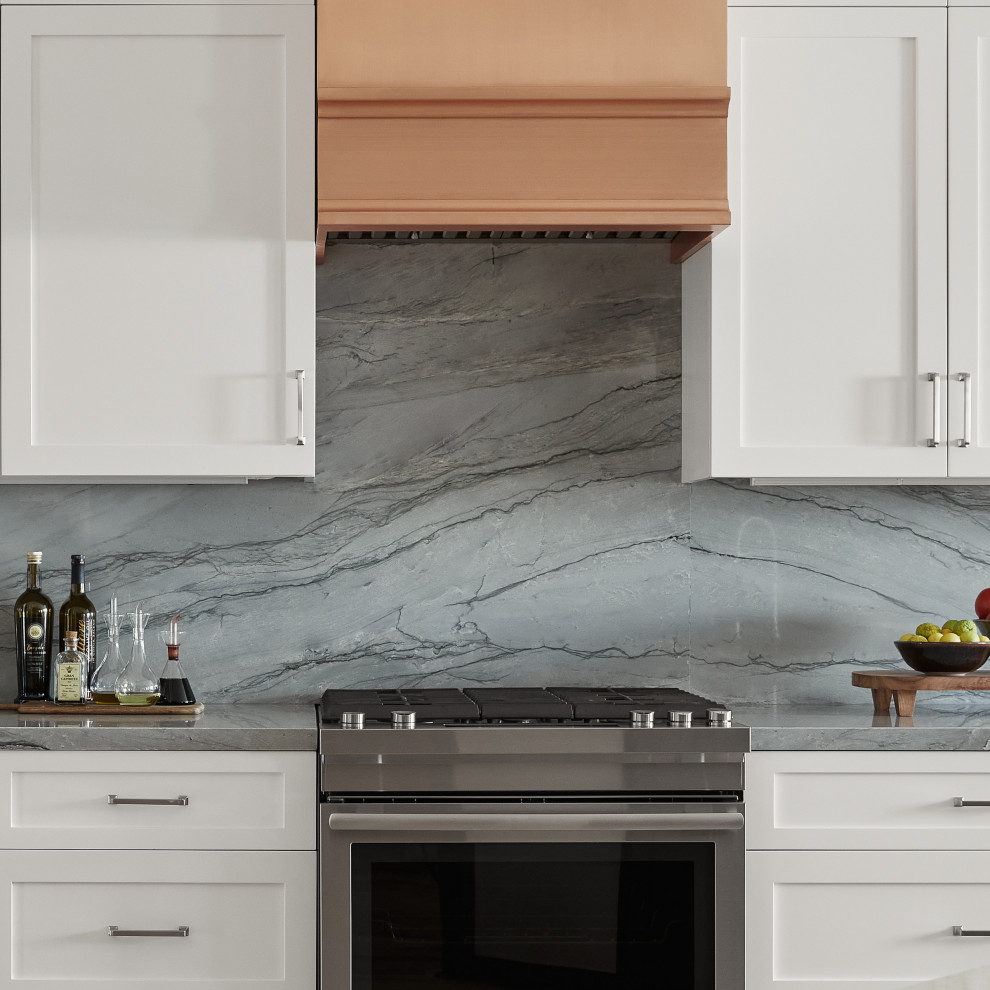 Example of a transitional kitchen design in Phoenix