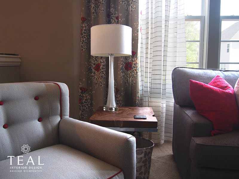 Example of a transitional home design design in Raleigh
