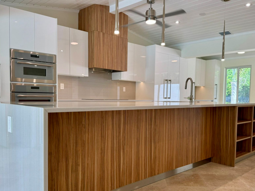 Pinecrest Open Kitchen & Family Space