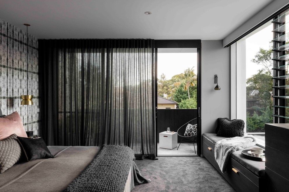 Photo of a mid-sized modern bedroom in Sydney.