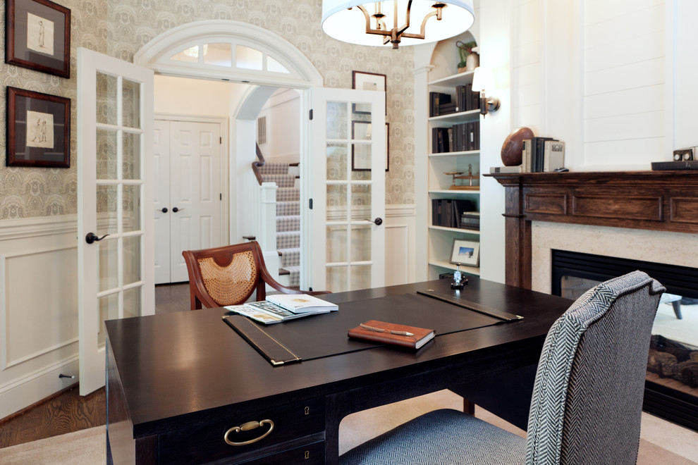 Design ideas for a transitional home office in DC Metro.