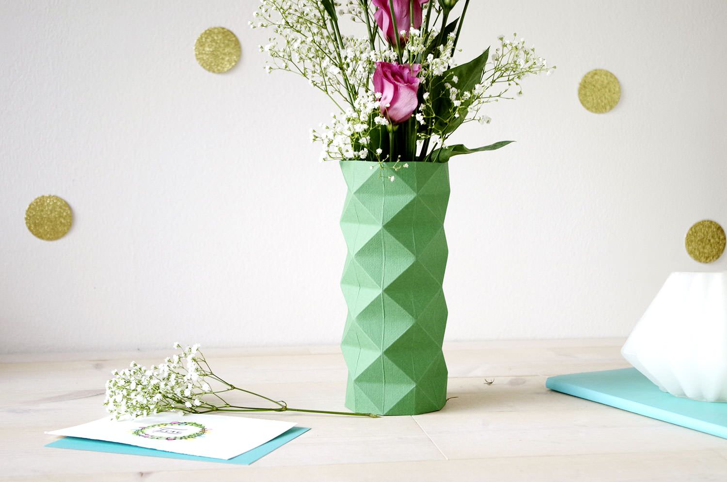 DIY-Ideen: 8 stylische Vasen zum Selbermachen
