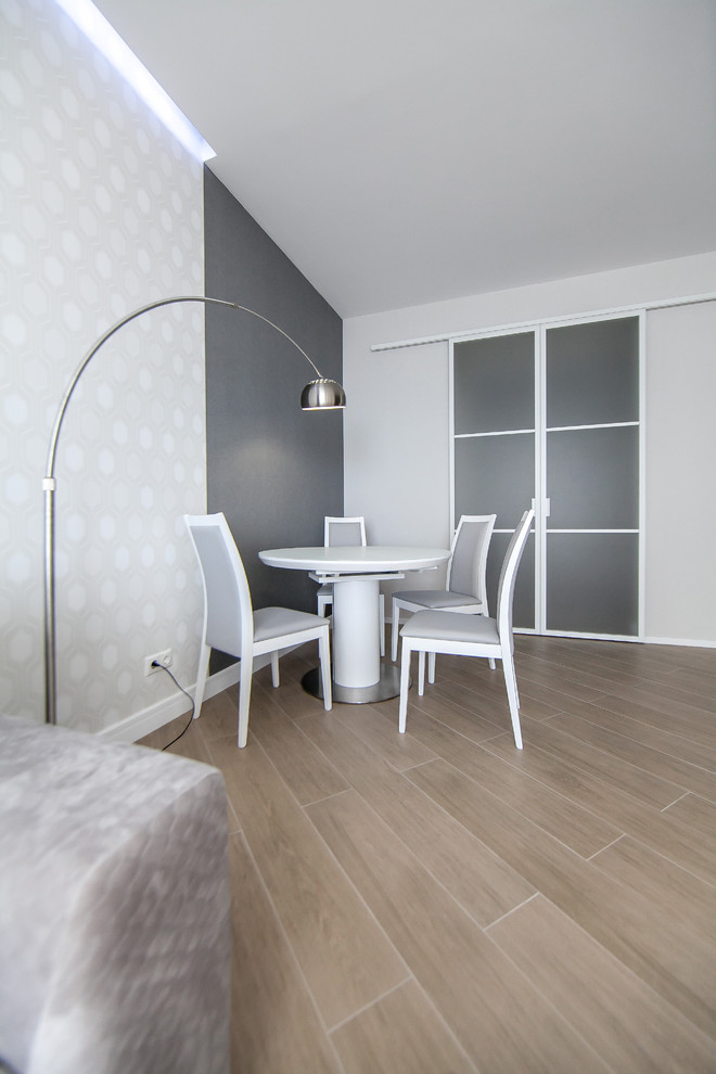 Между солнцем и морем