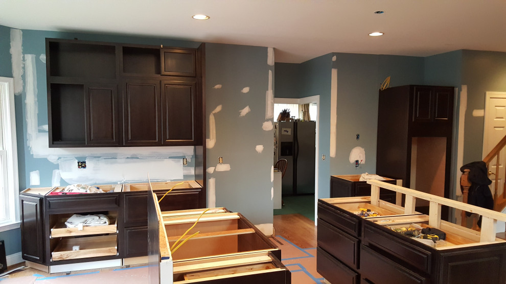 Kitchen Cabinet Install