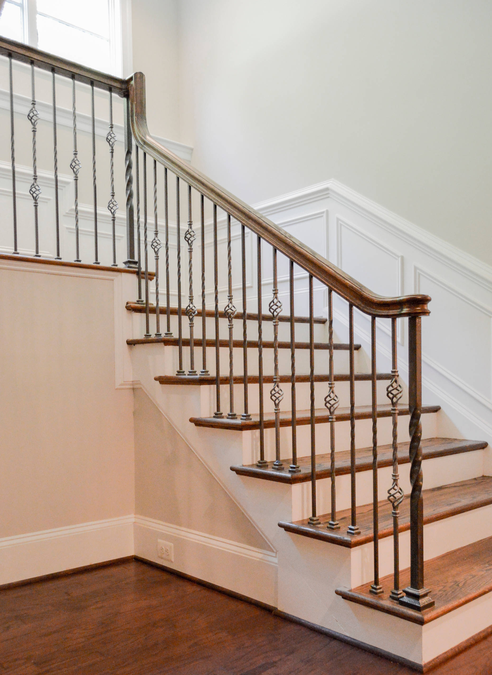 38_European Style Circular Balcony and Multi-level Staircase, Middleburg, VA 201
