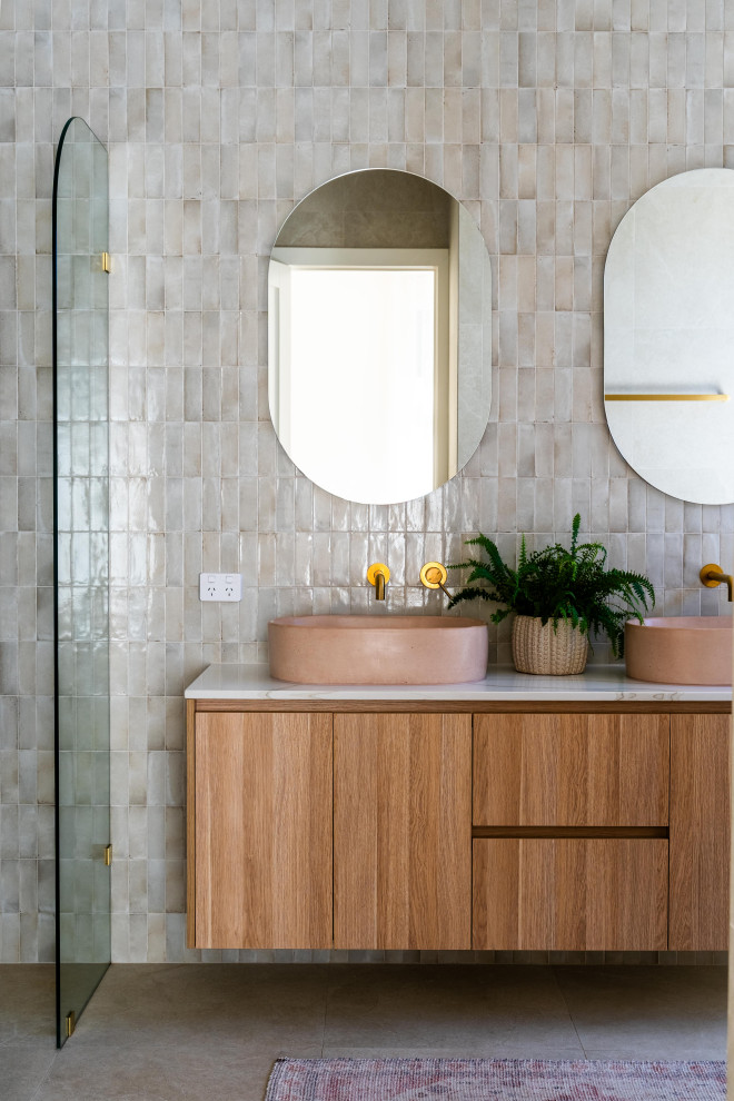 This is an example of a contemporary bathroom in Adelaide.