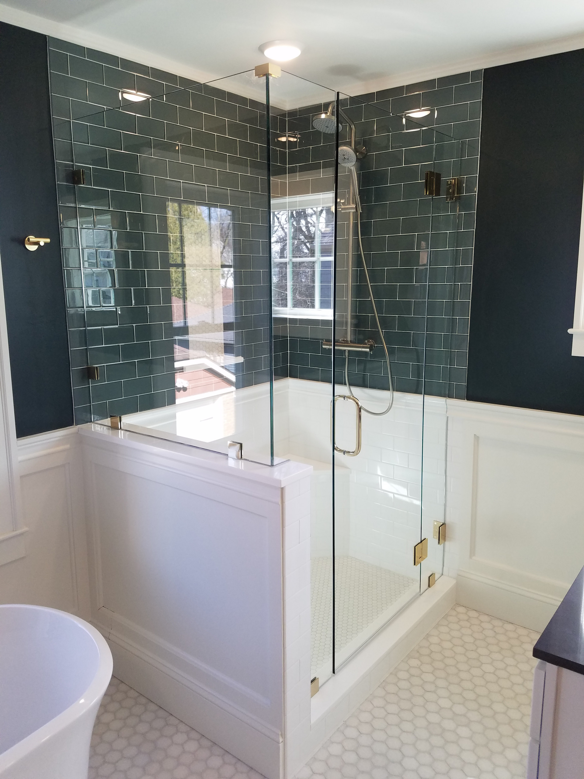 Example of a trendy bathroom design in Grand Rapids