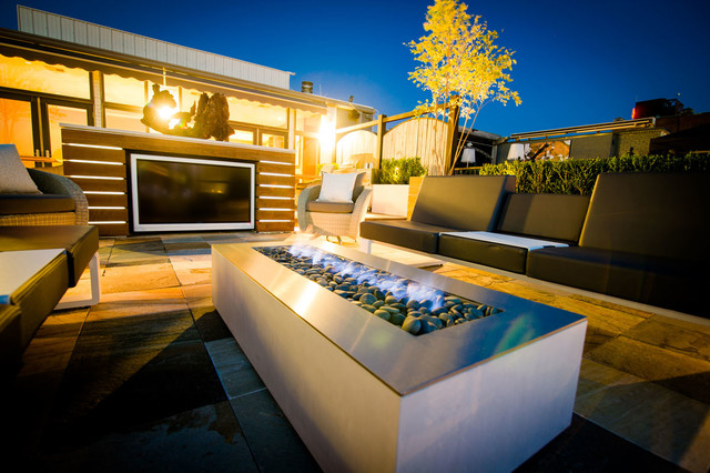 Paloform Robata Modern Rectangular Outdoor Fire Pit from Stardust Modern Design.  Robata is the ultimate modern outdoor fire place. Long and low