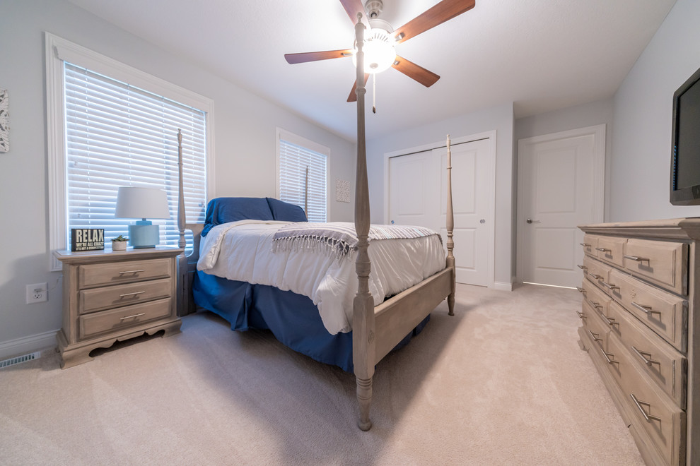 Transitional bedroom photo in Cleveland