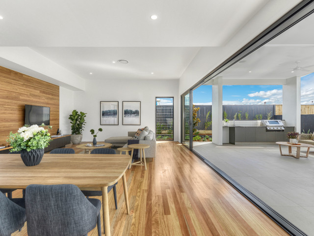 Display - Rochedale contemporary-living-room