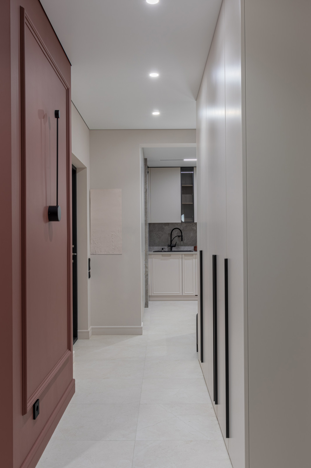 Шкаф в коридор мдф в эмали