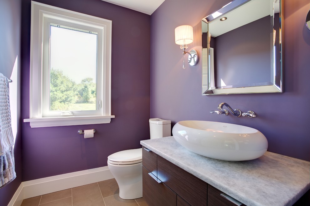 Inspiration for a mid-sized transitional bathroom in Toronto with flat-panel cabinets, dark wood cabinets, wood benchtops, an open shower, a one-piece toilet, beige tile, porcelain tile and purple walls.