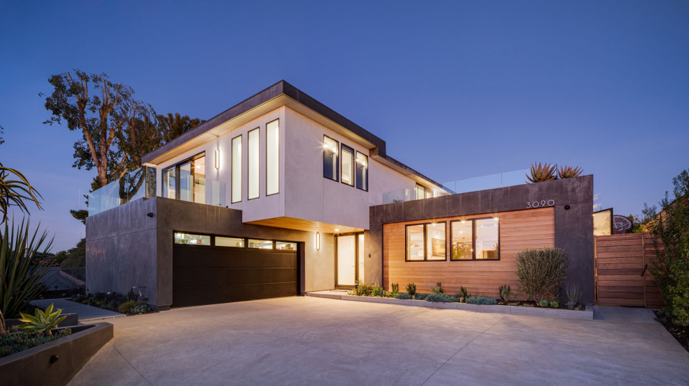 Contemporary exterior home idea in Orange County