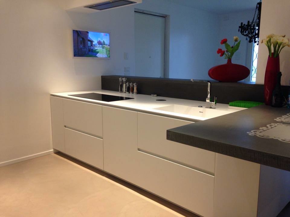 Photo of a modern kitchen in Venice.