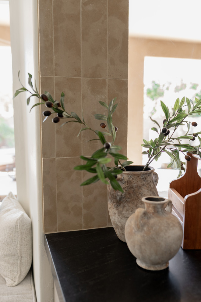 Inspiration for a transitional home design remodel in Phoenix