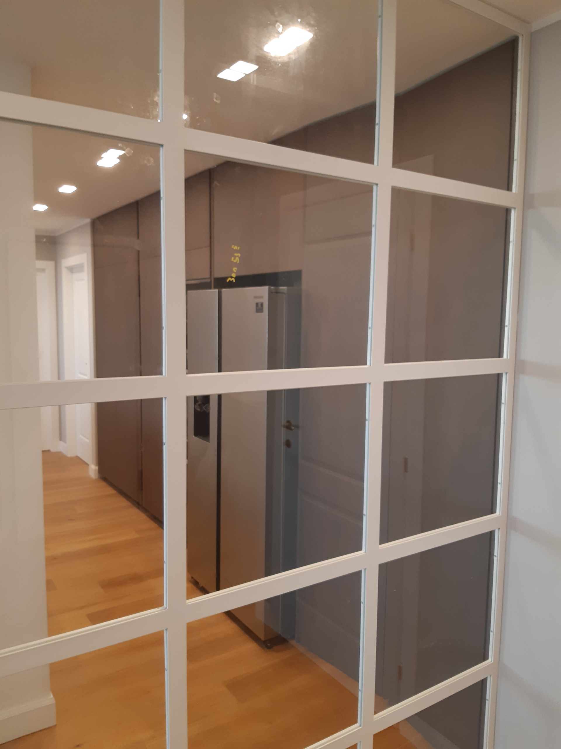 VIALE SABOTINO | Cucina con isola, soggiorno