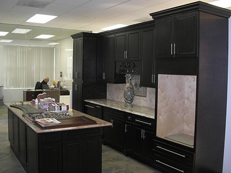 Inspiration for a modern kitchen remodel in Chicago