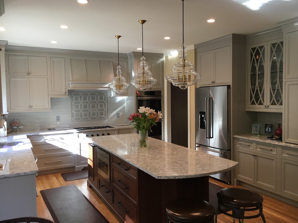 Example of a transitional kitchen design in Bridgeport
