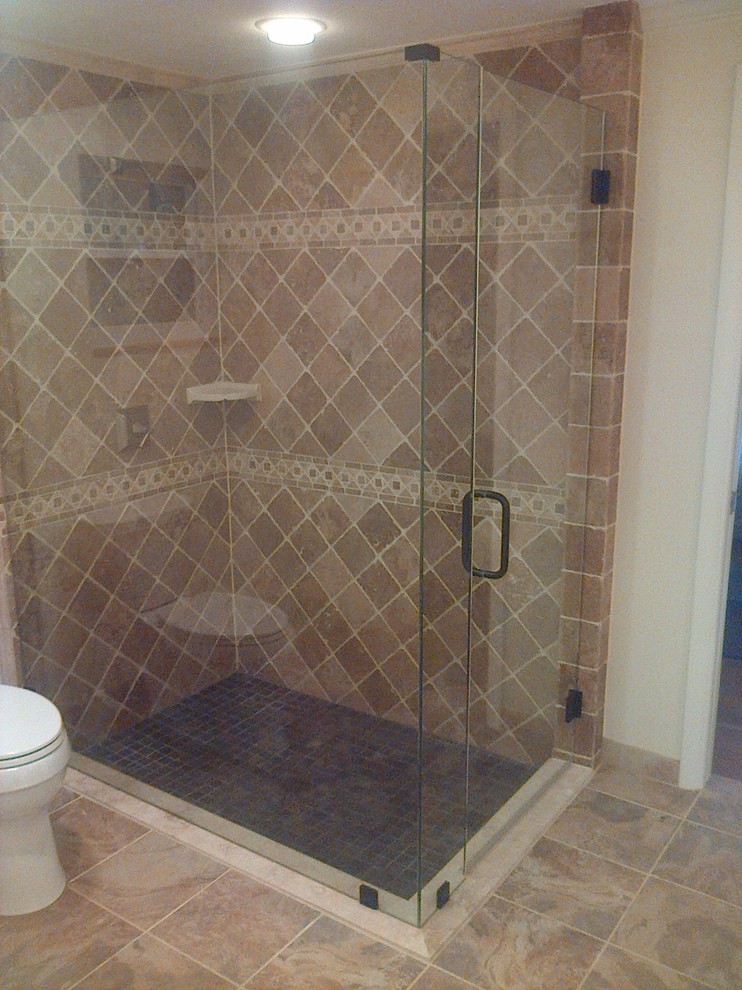 BATHROOM REMOLDING