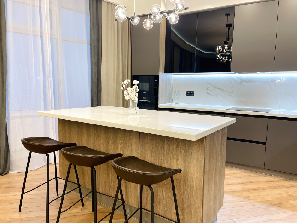 ЖК Триколор