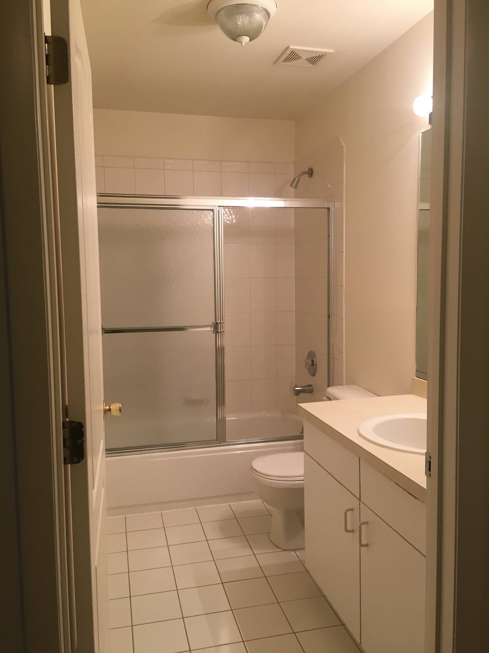 Existing bathroom to renovate