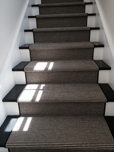 Custom Home contemporain-escalier