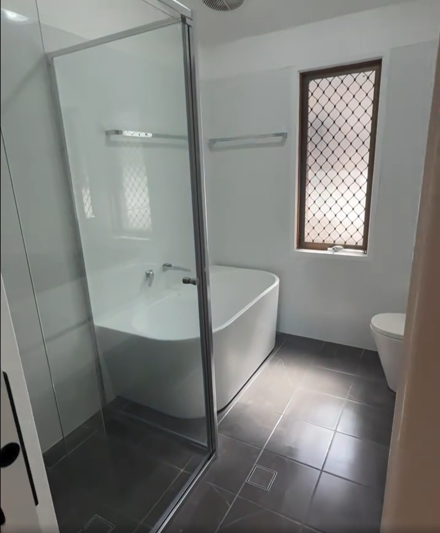 Bathroom Belmont