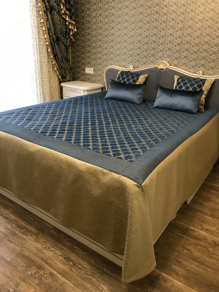 Покрывало в спальне