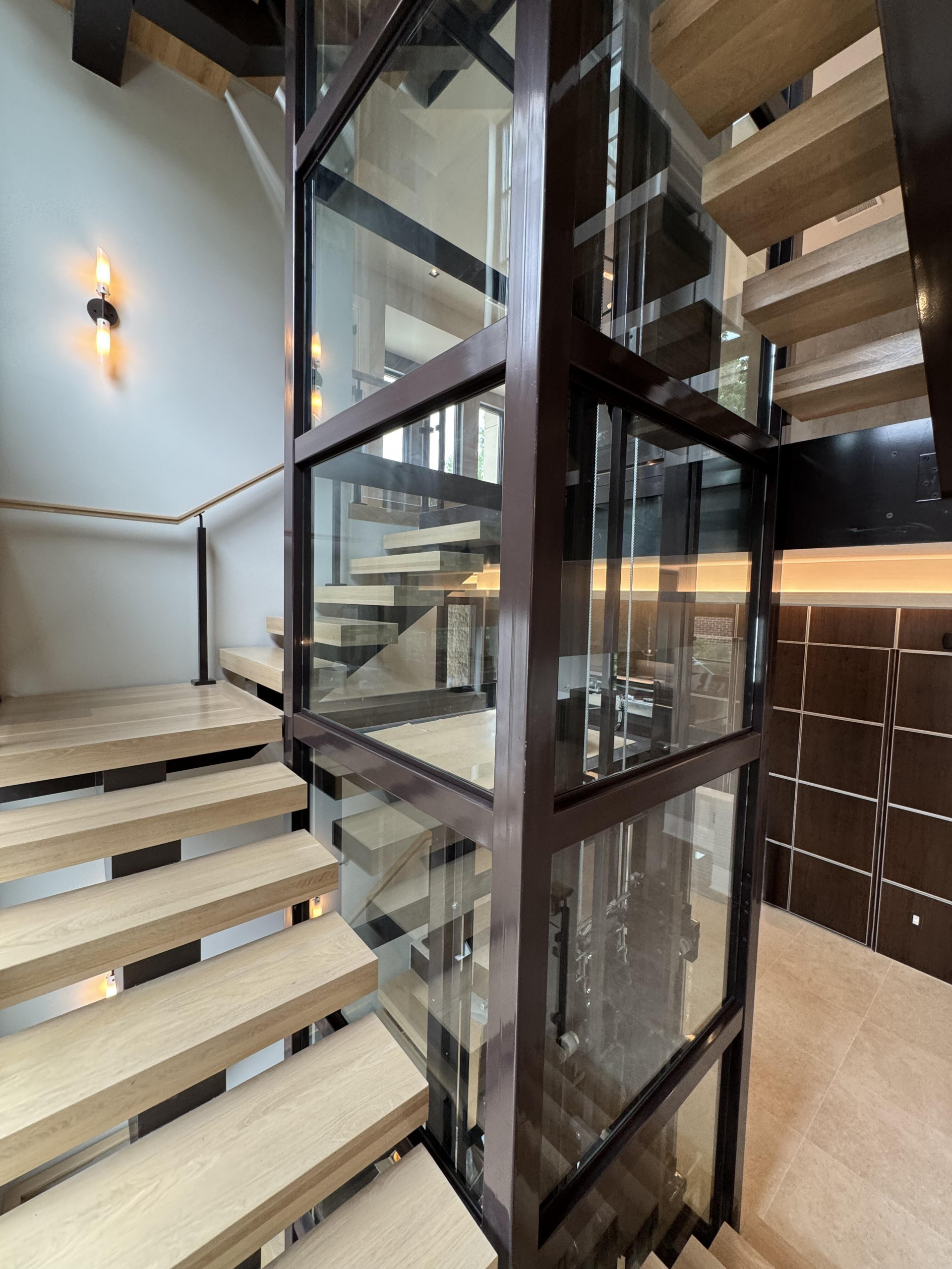 136_Modern Mono-Beam Encircling Glass Elevator, Bethesda, MD 20814