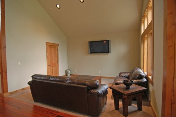 Snoqualmie Home