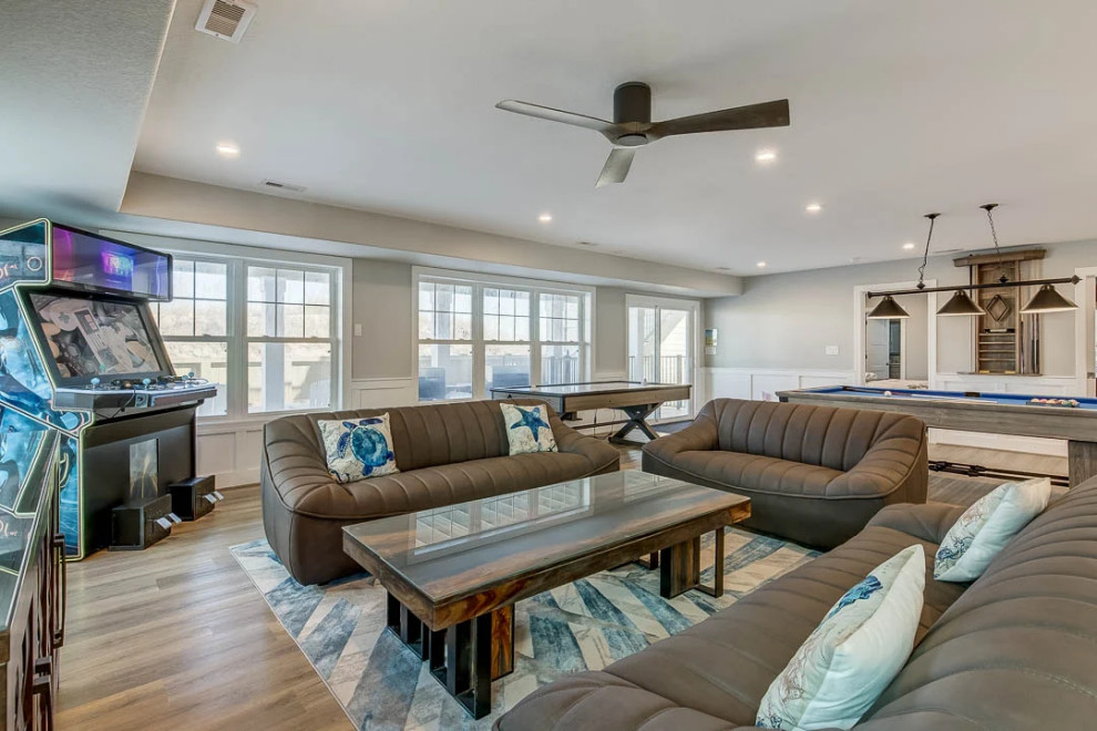 Dolphin Watch (2023)