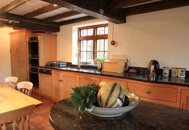 Cottage kitchen rustic-kitchen