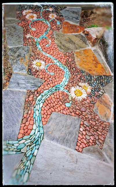 Wanderland Rock Mosaic Project