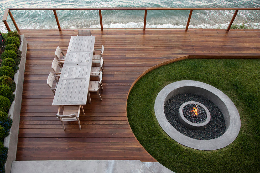 Design ideas for a large transitional backyard deck in San Francisco with no cover.